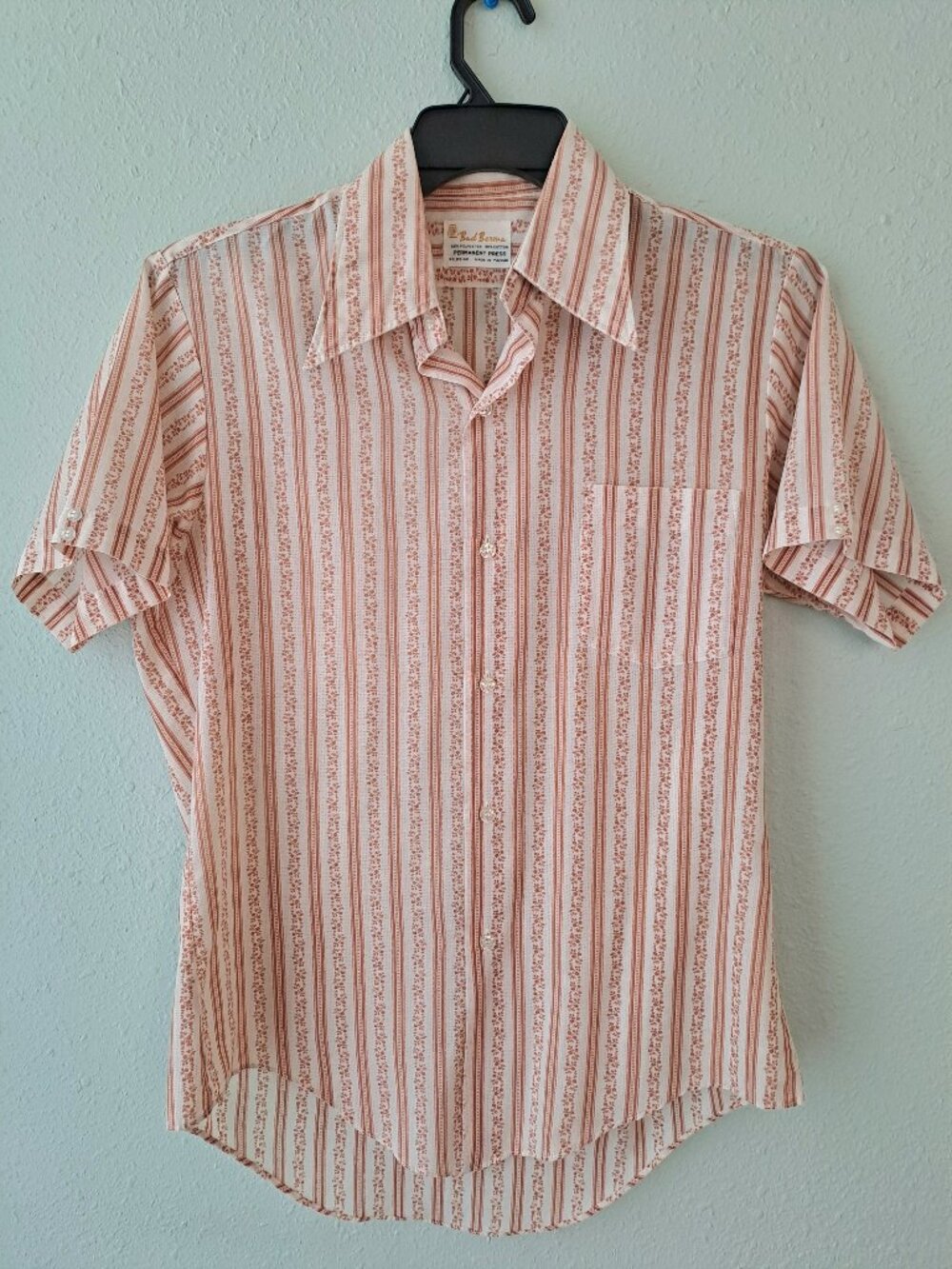 Vintage 70’s Bud Berma short sleeve shirt Small Medium - Disco, Dagger Collar